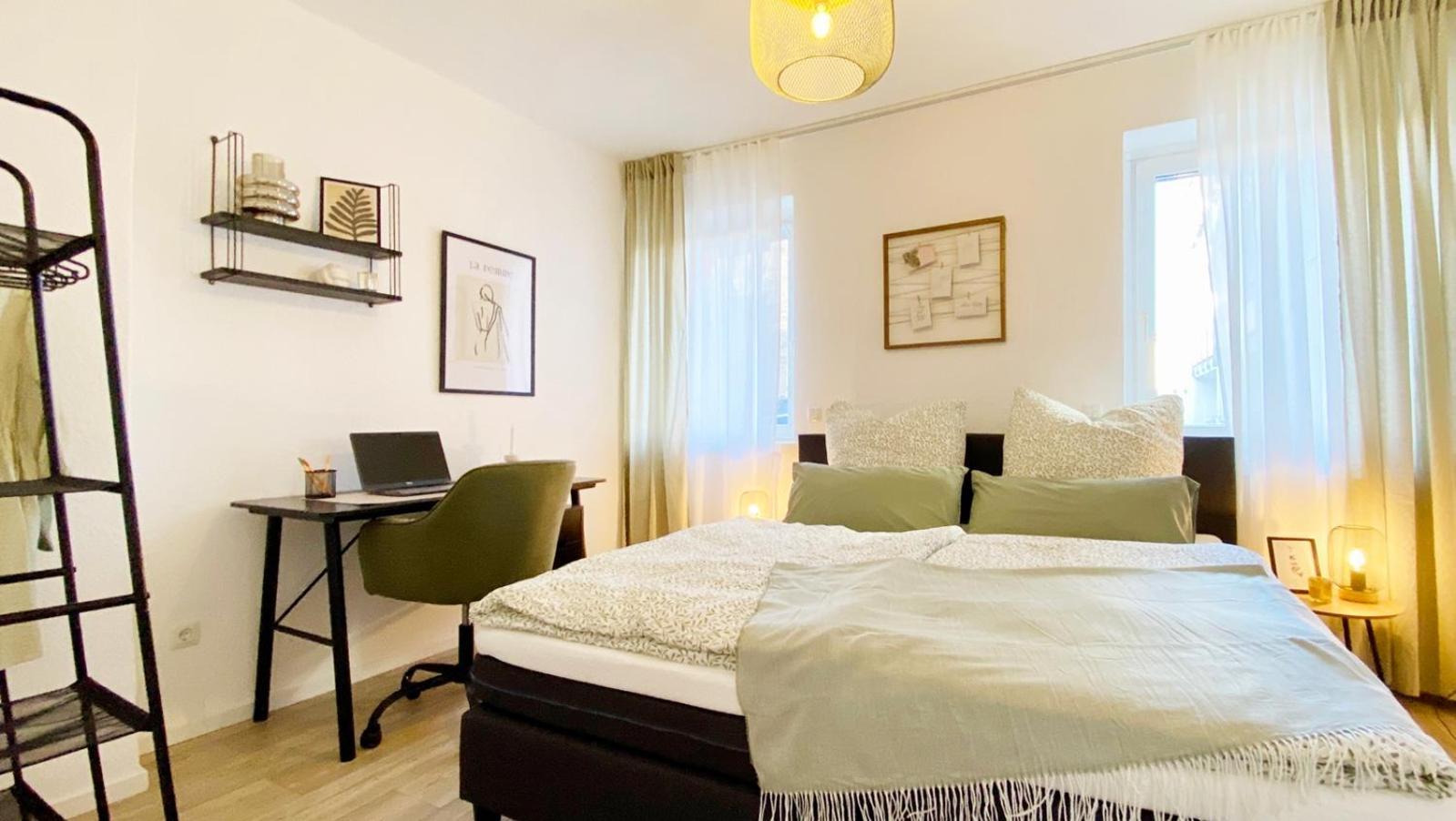 Blossfeld-Apartments Geraeumige Stadtoase Mitten Im Zentrum Mit 3 Schlafzimmern, Gratis Parkplatz, W-Lan, Netflix Jena Exterior photo